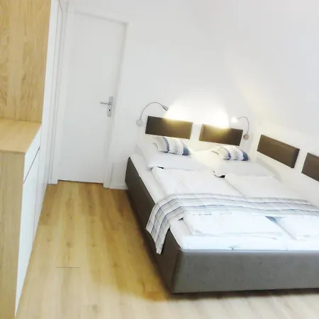 Apartment S39 